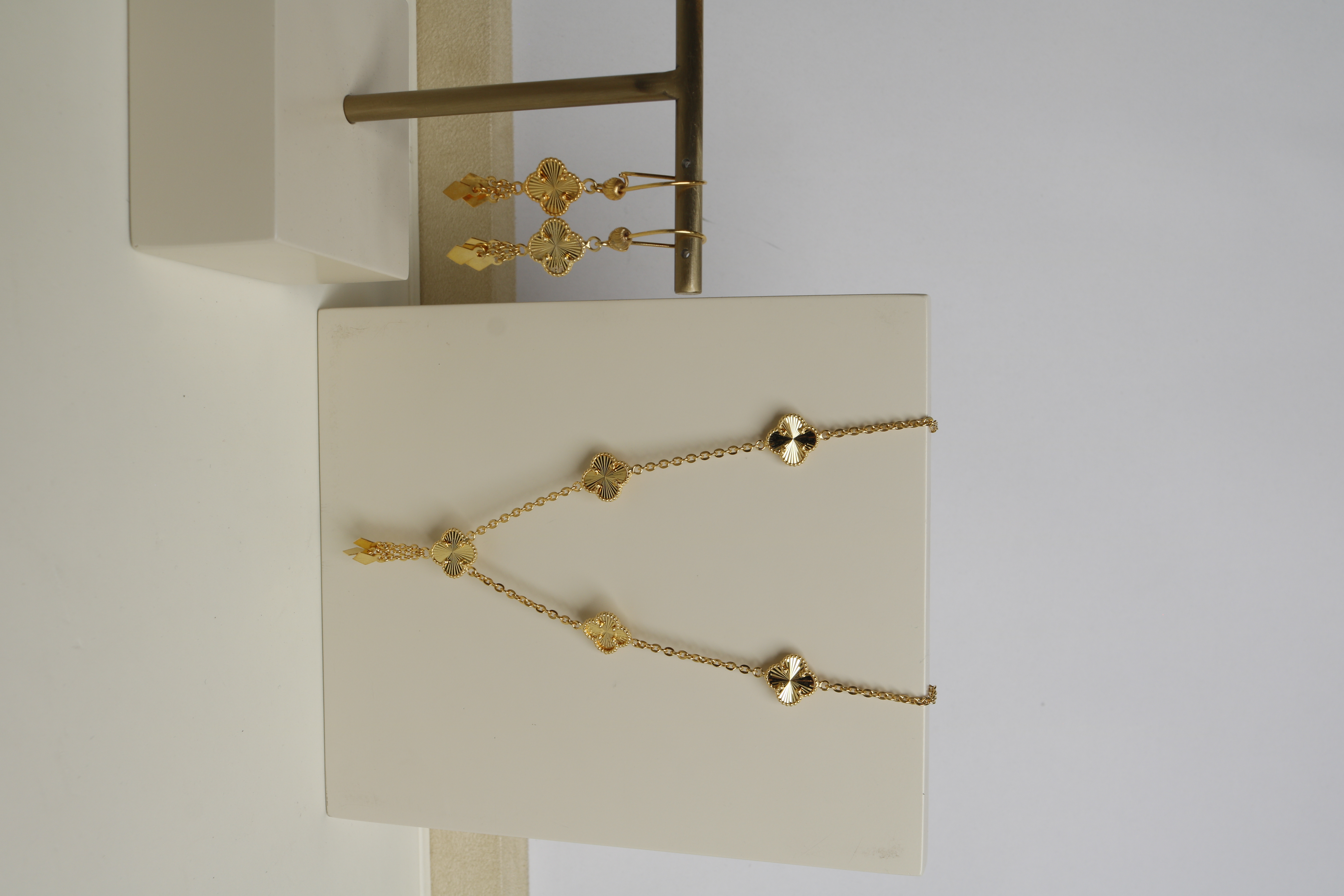 Half set of 925 sterling silver plated jewelry, made in Singapore - (J-0353)