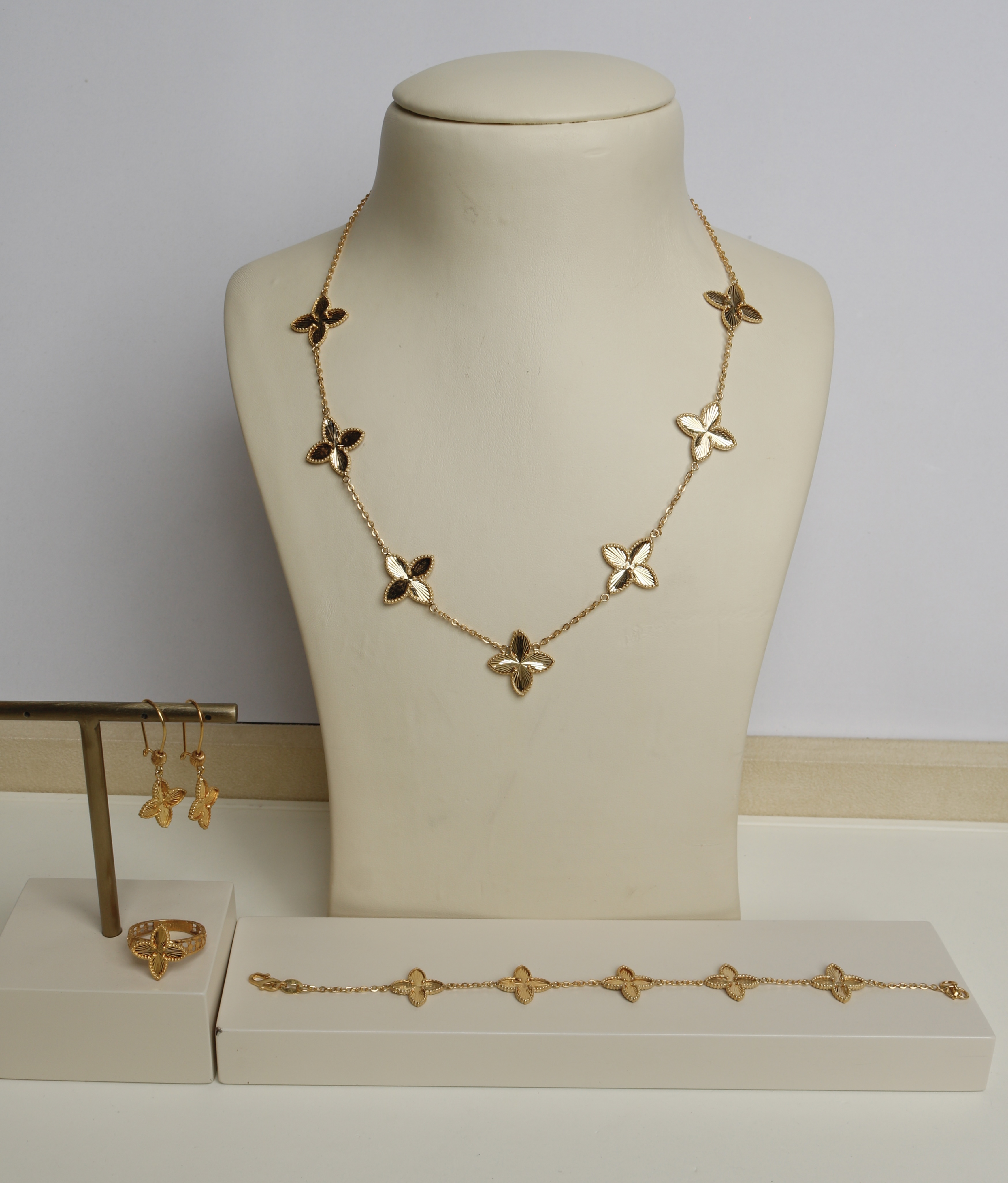 925 sterling silver plated set, made in Singapore - (J-0356)