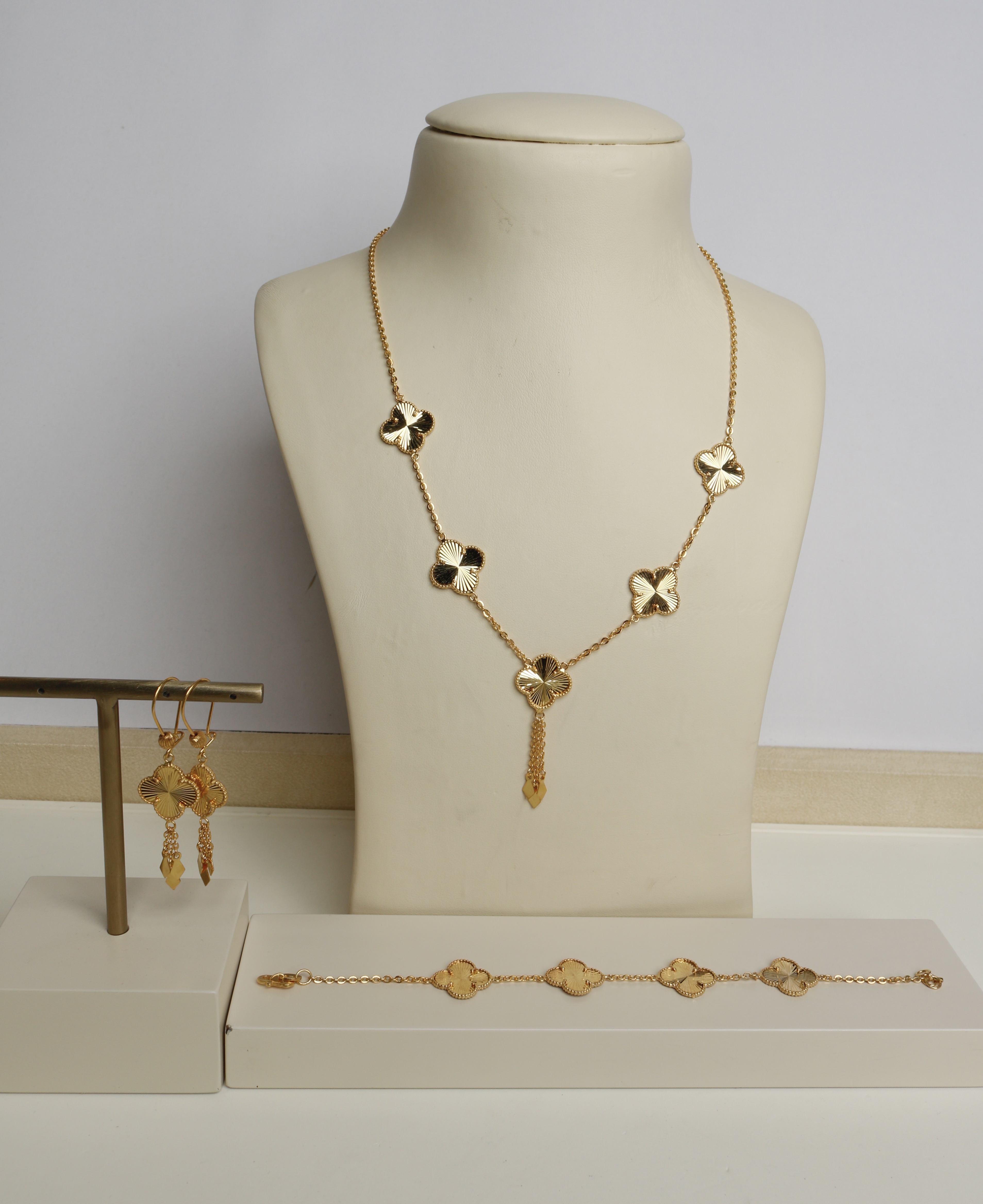 925 sterling silver plated set, made in Singapore - (J-0359)