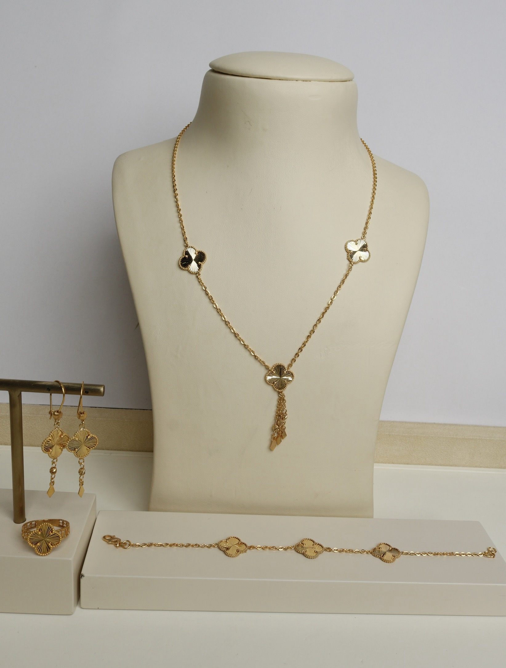 925 sterling silver plated set, made in Singapore - (J-0363)