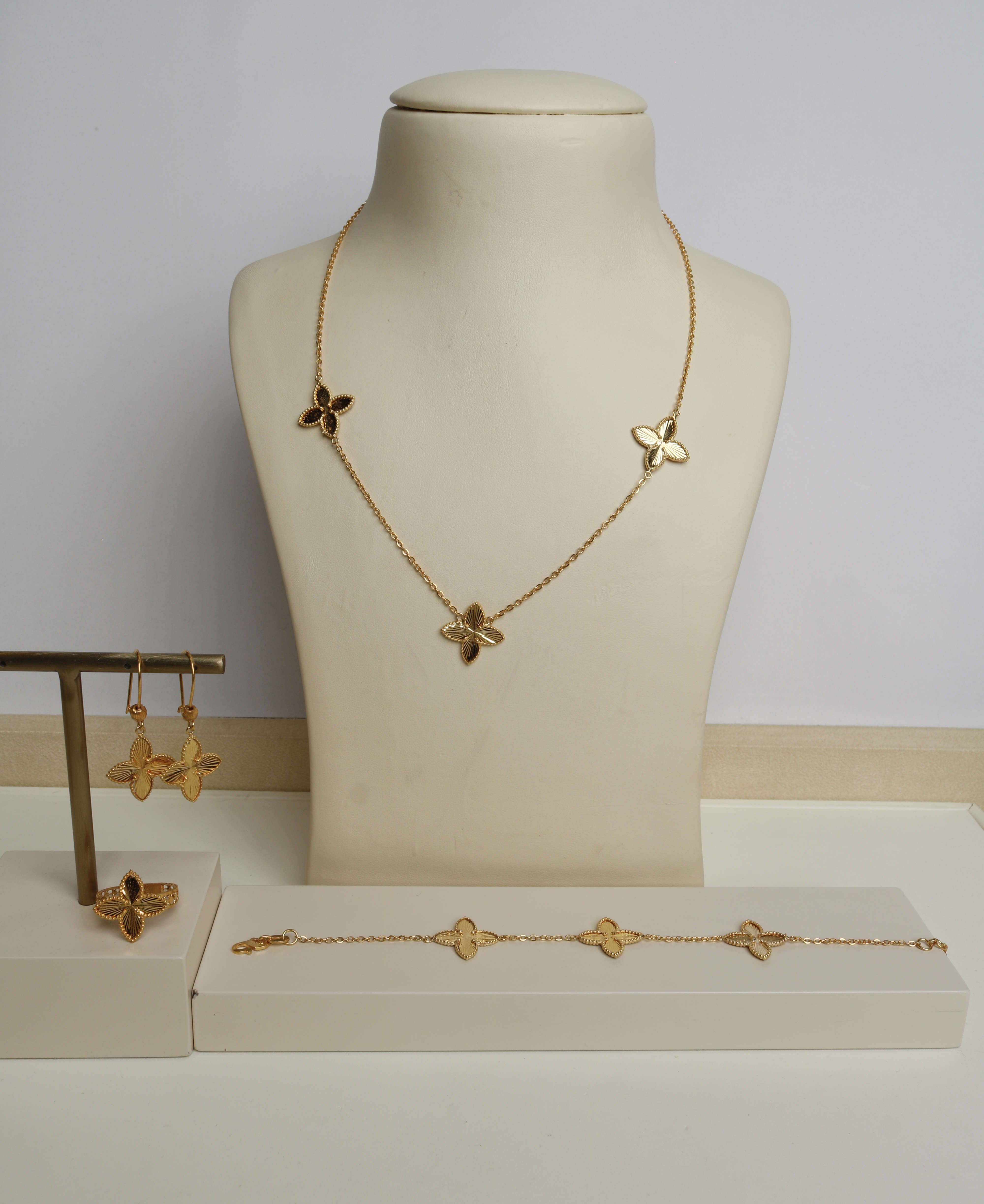 925 sterling silver plated set, made in Singapore - (J-0364)