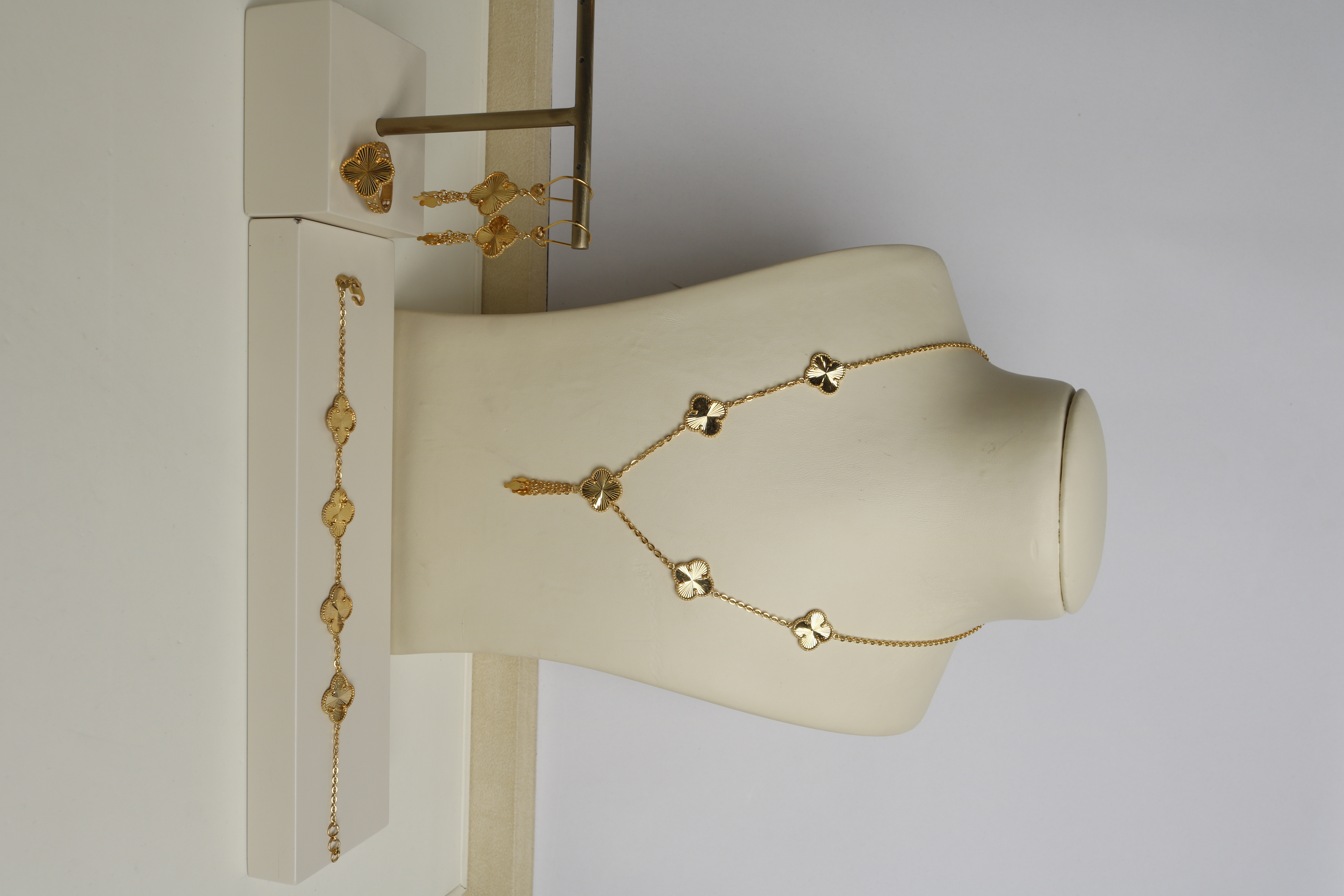 925 sterling silver plated set, made in Singapore - (J-0365)