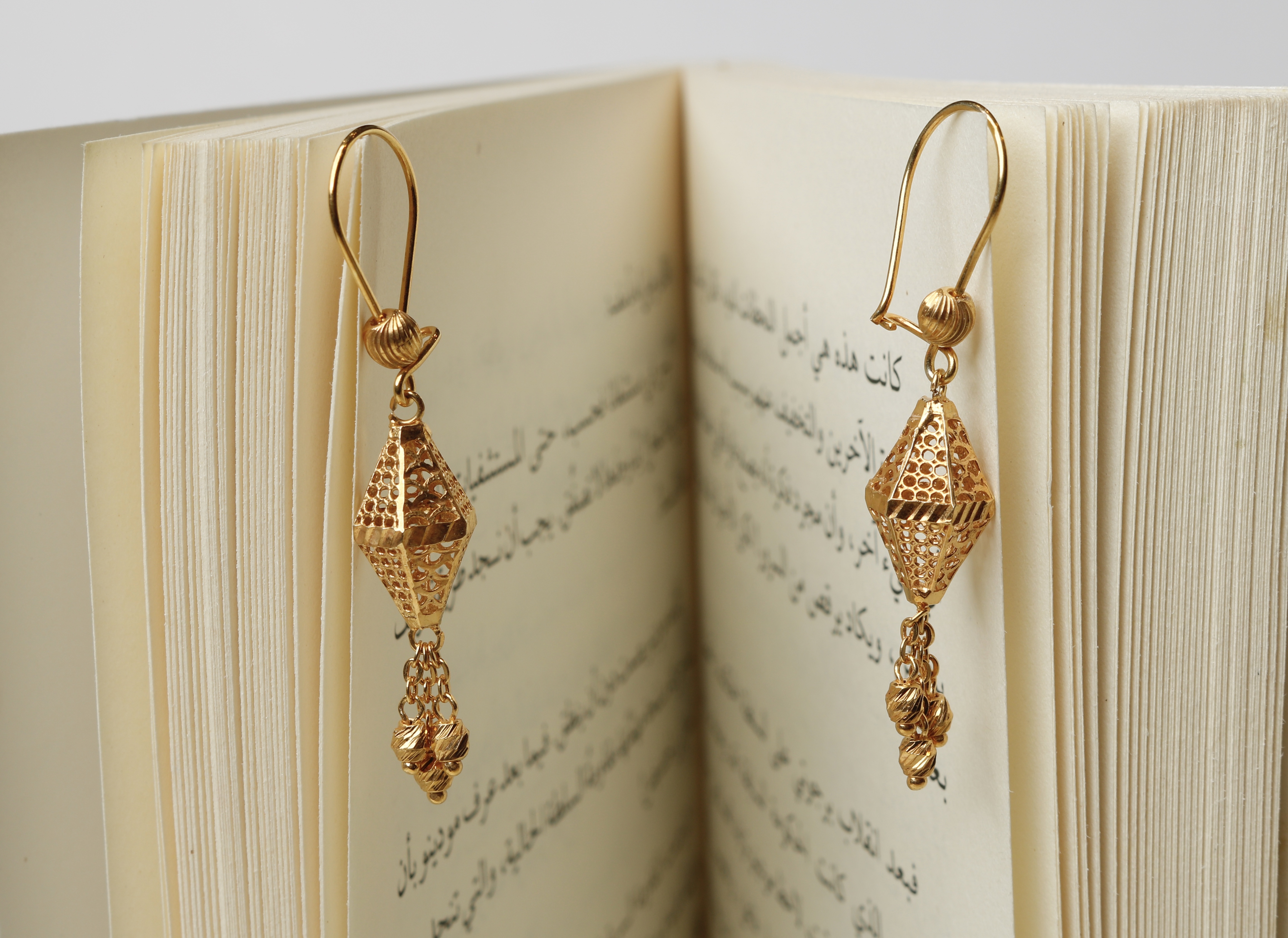 925 sterling silver plated pendant earring - (J-0385)