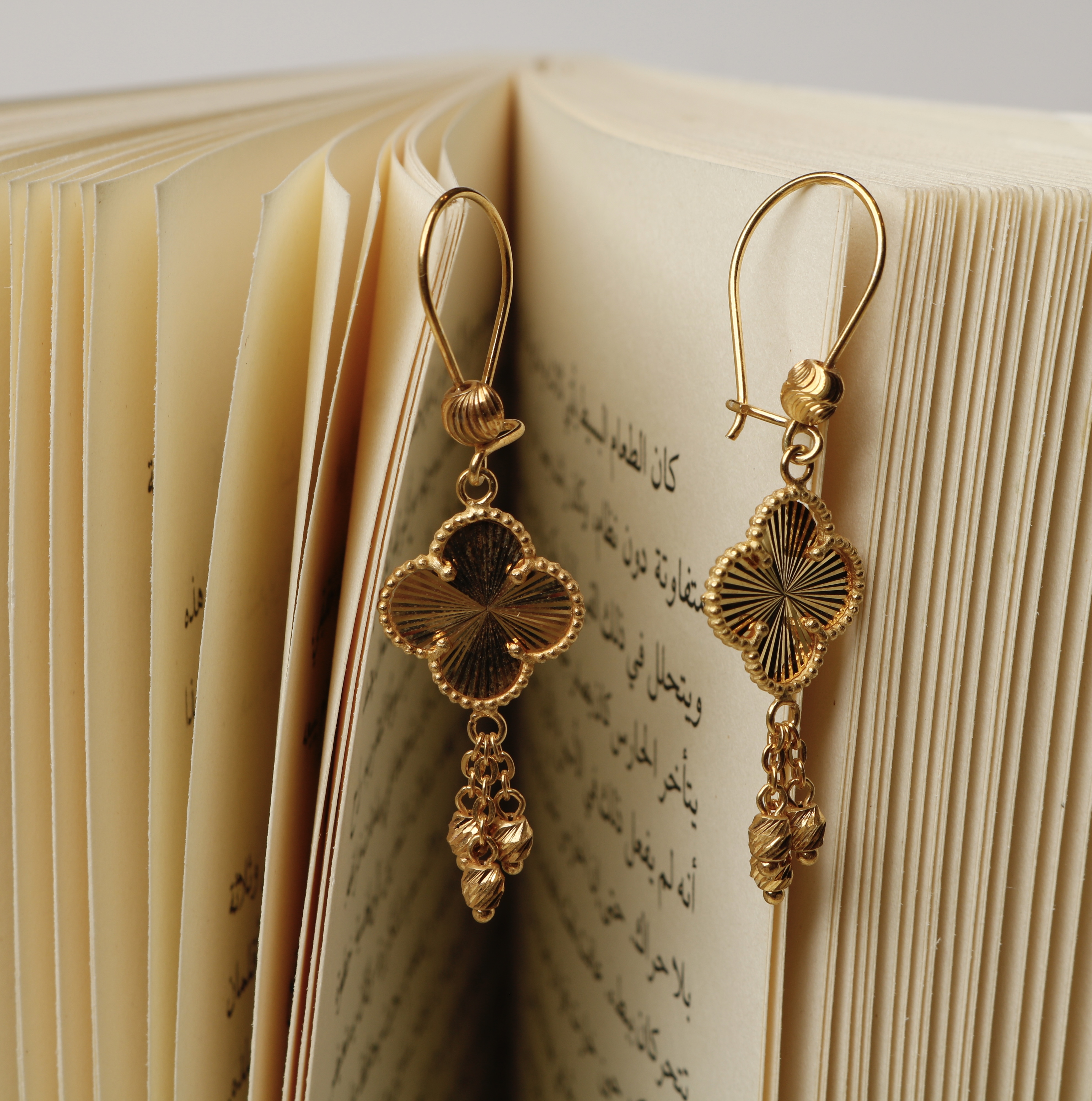 926 sterling silver plated pendant earring - (J-0406)