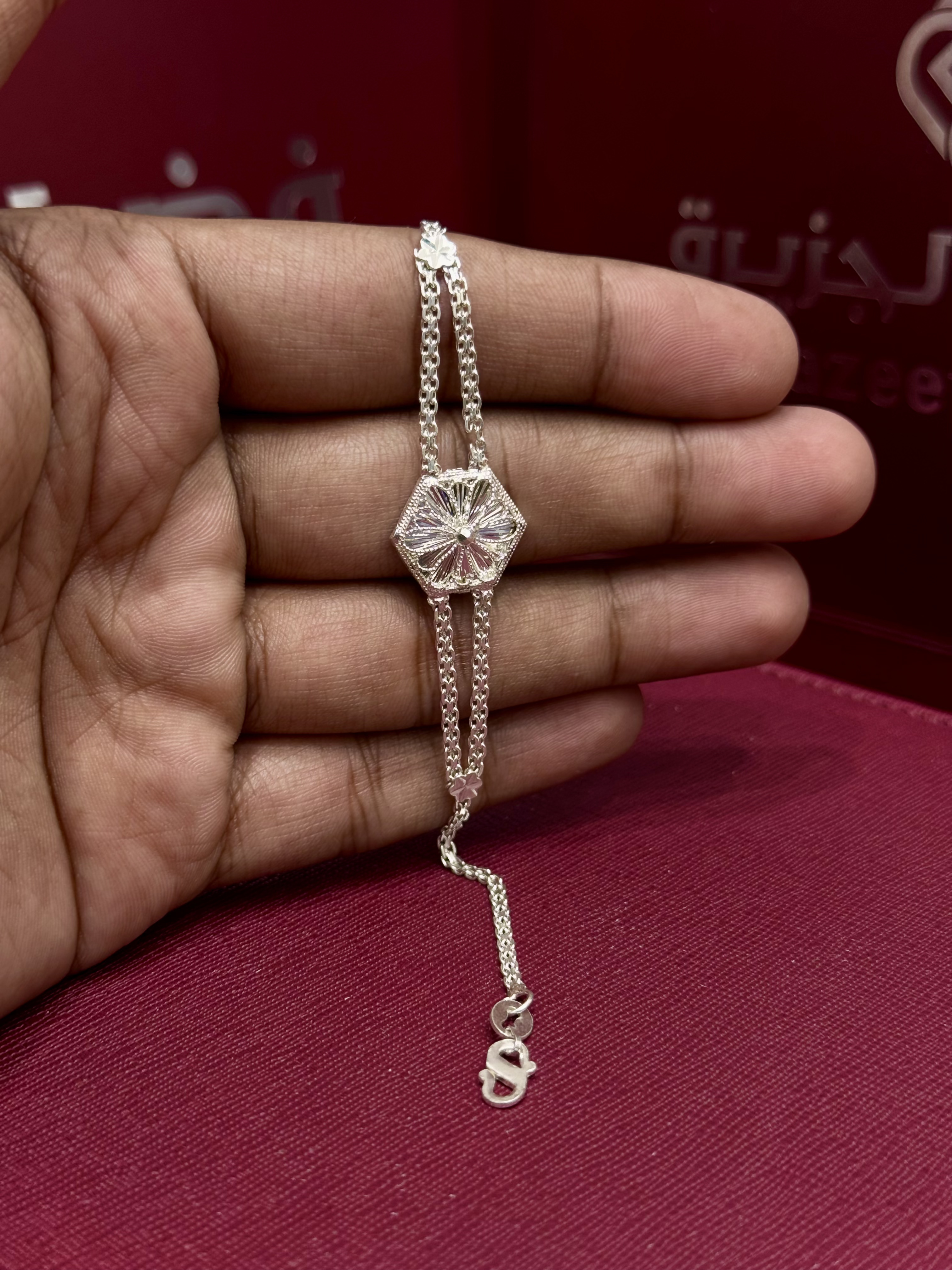 925 sterling silver bracelet, Omani made - (J-0423)
