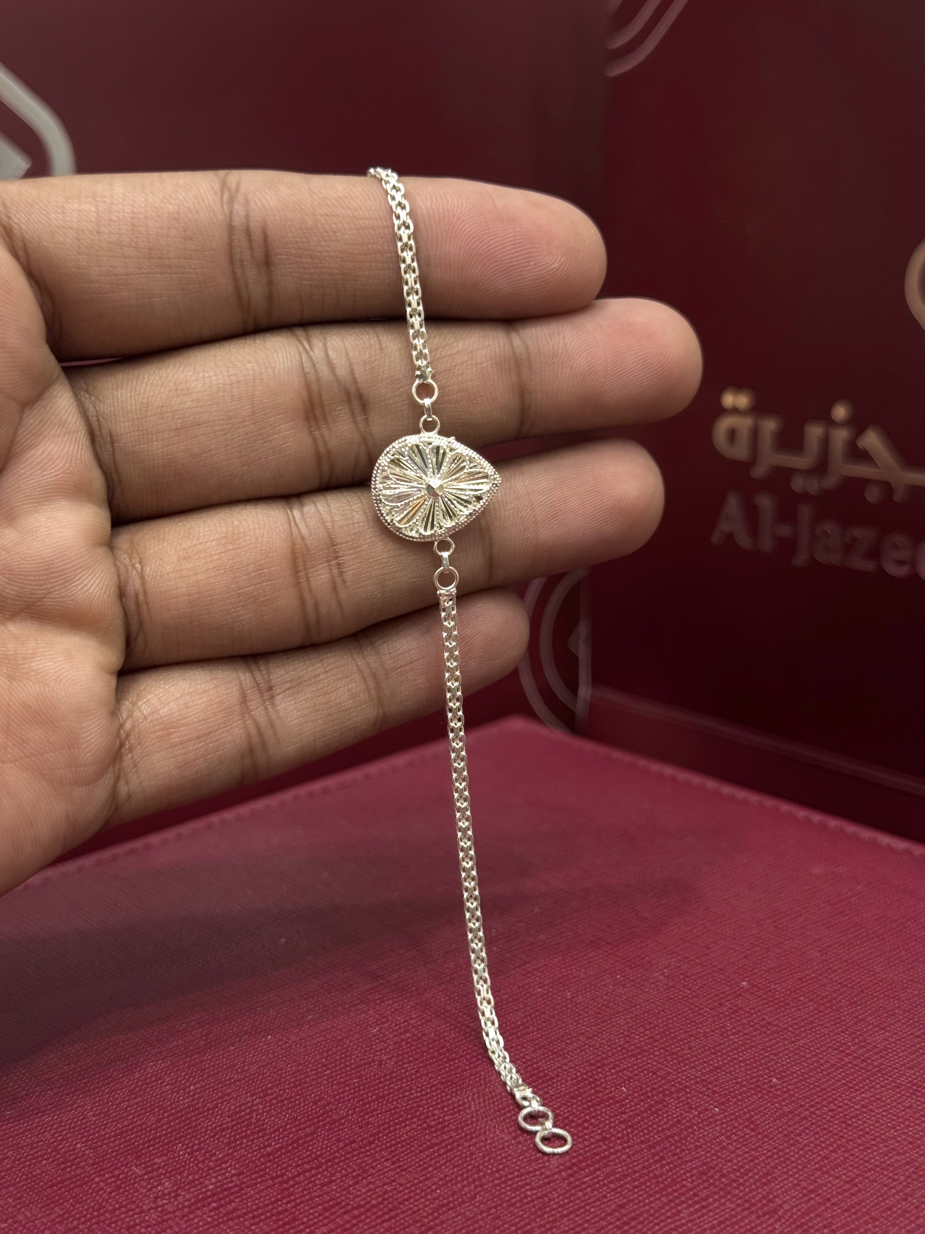 925 sterling silver bracelet, Omani made - (J-0430)