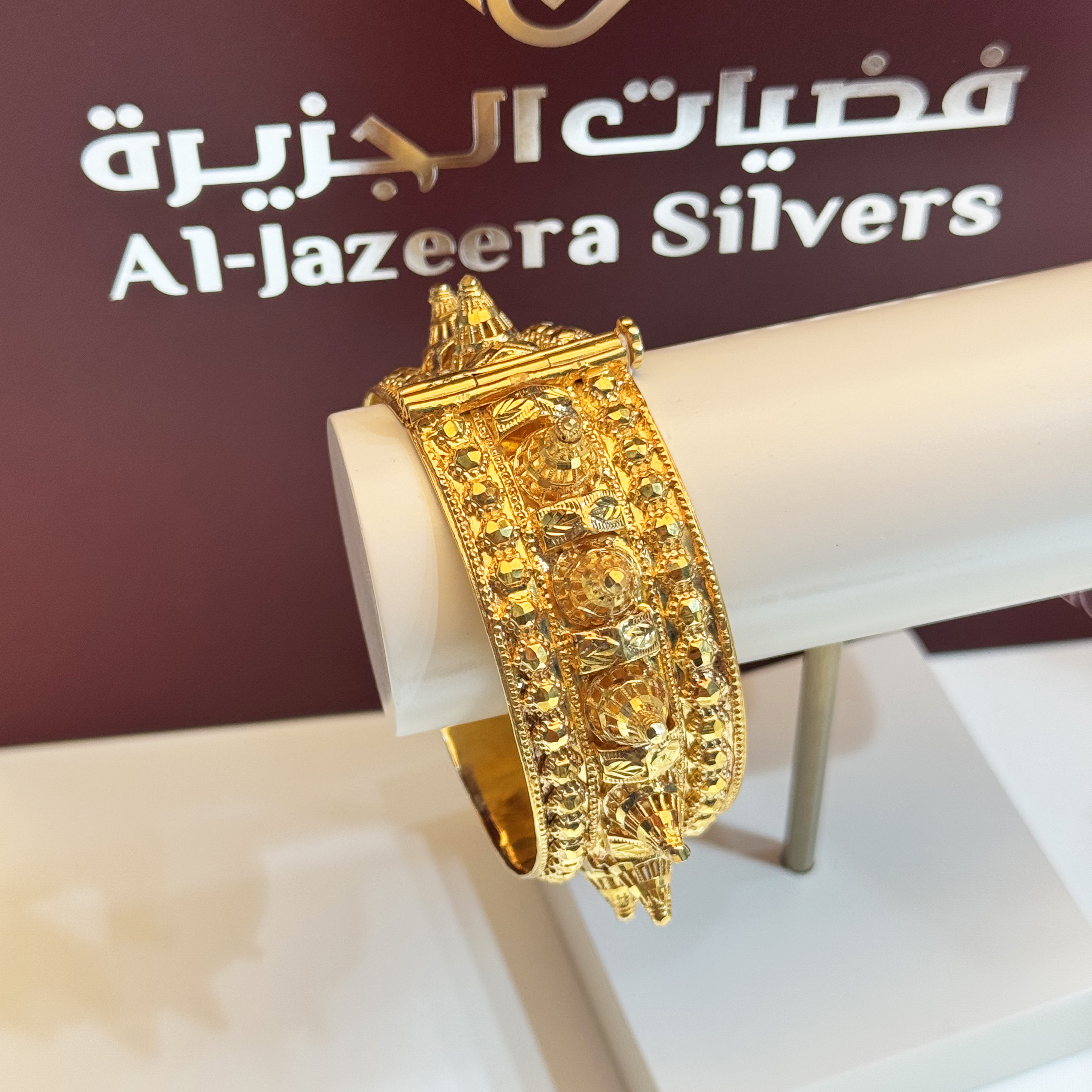 925 sterling silver plated bracelet - (J-0068) 925 sterling silver plated bracelet - (J-0068)