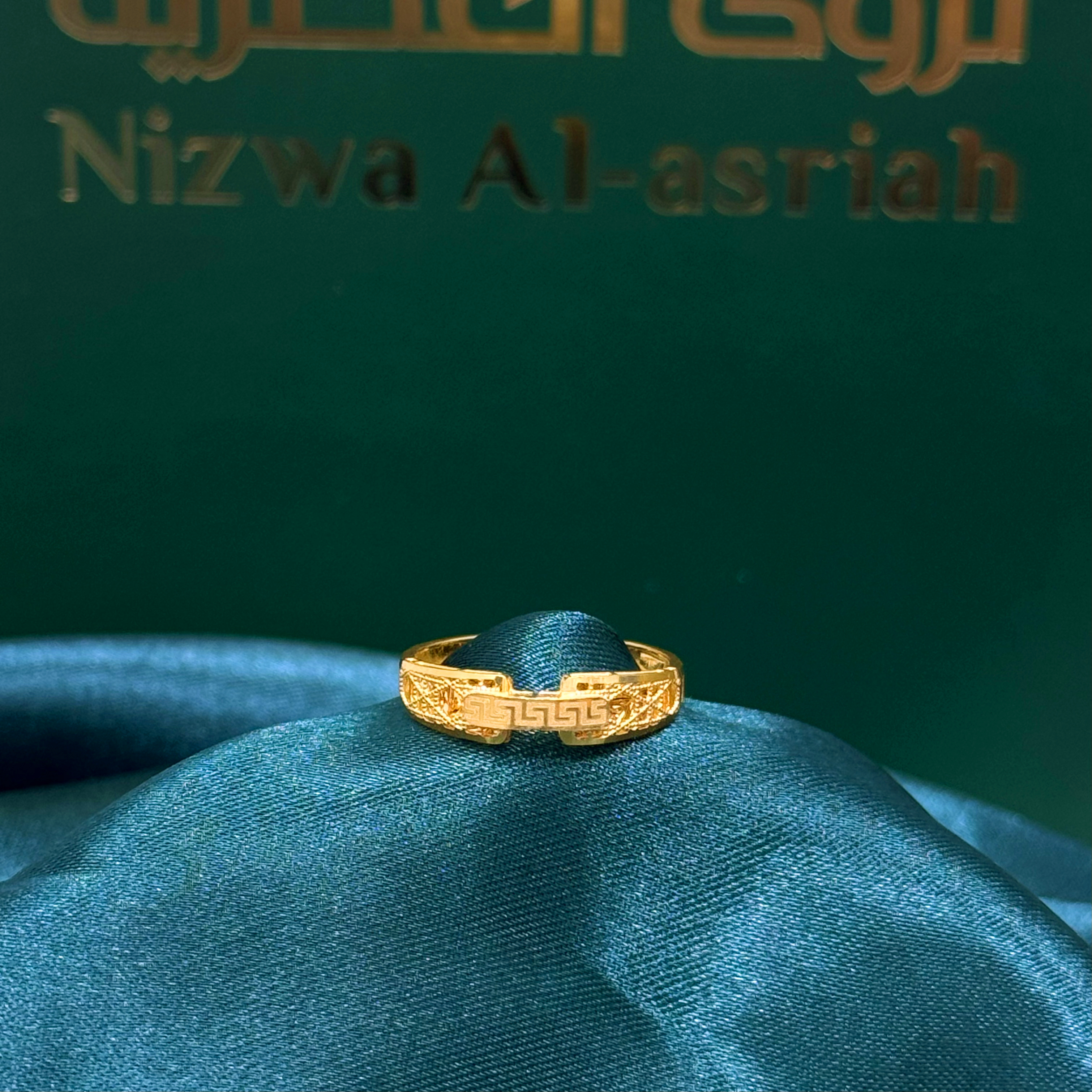 21-karat gold ring, Turkish made - (N-0234)