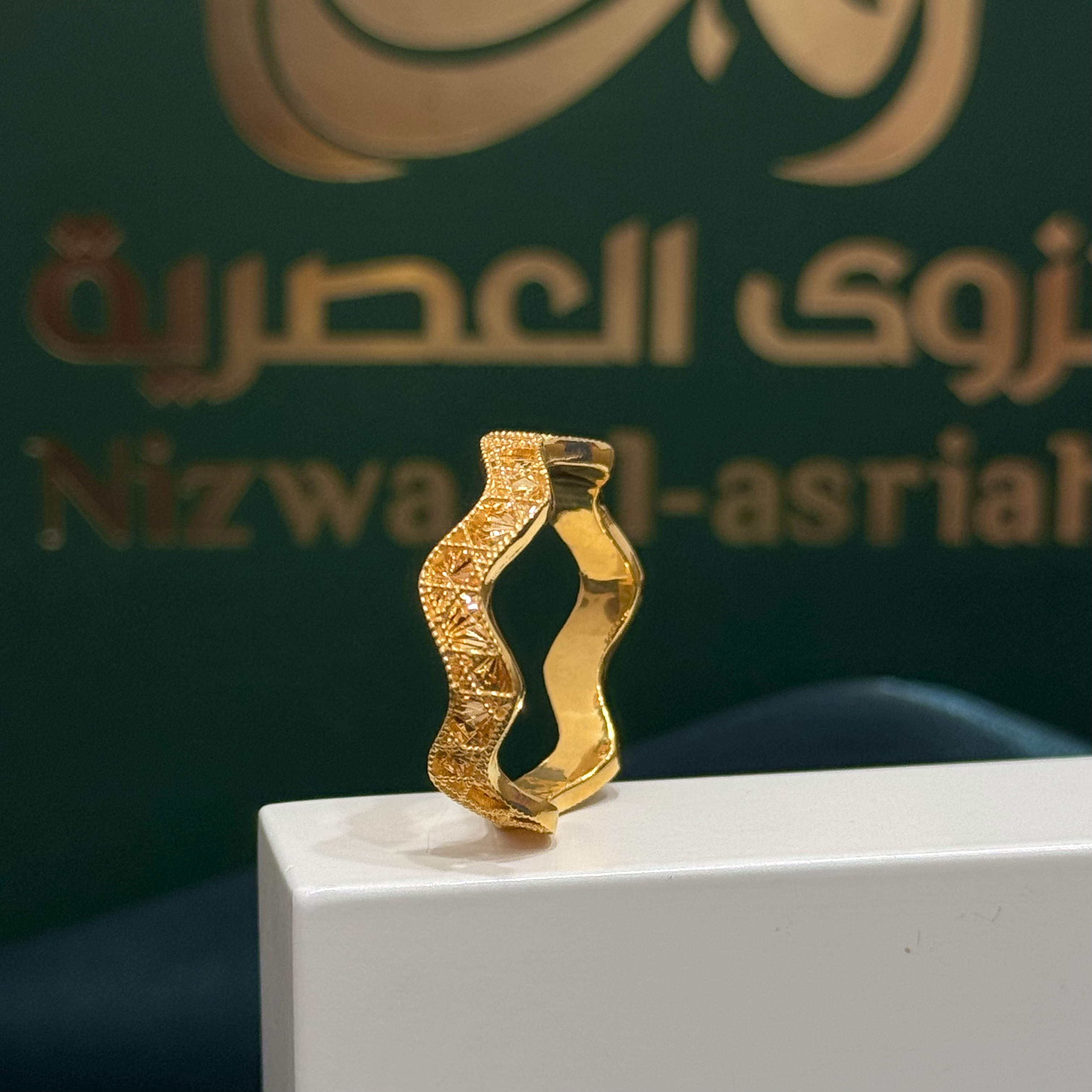 21-karat gold ring, Turkish made - (N-0237)