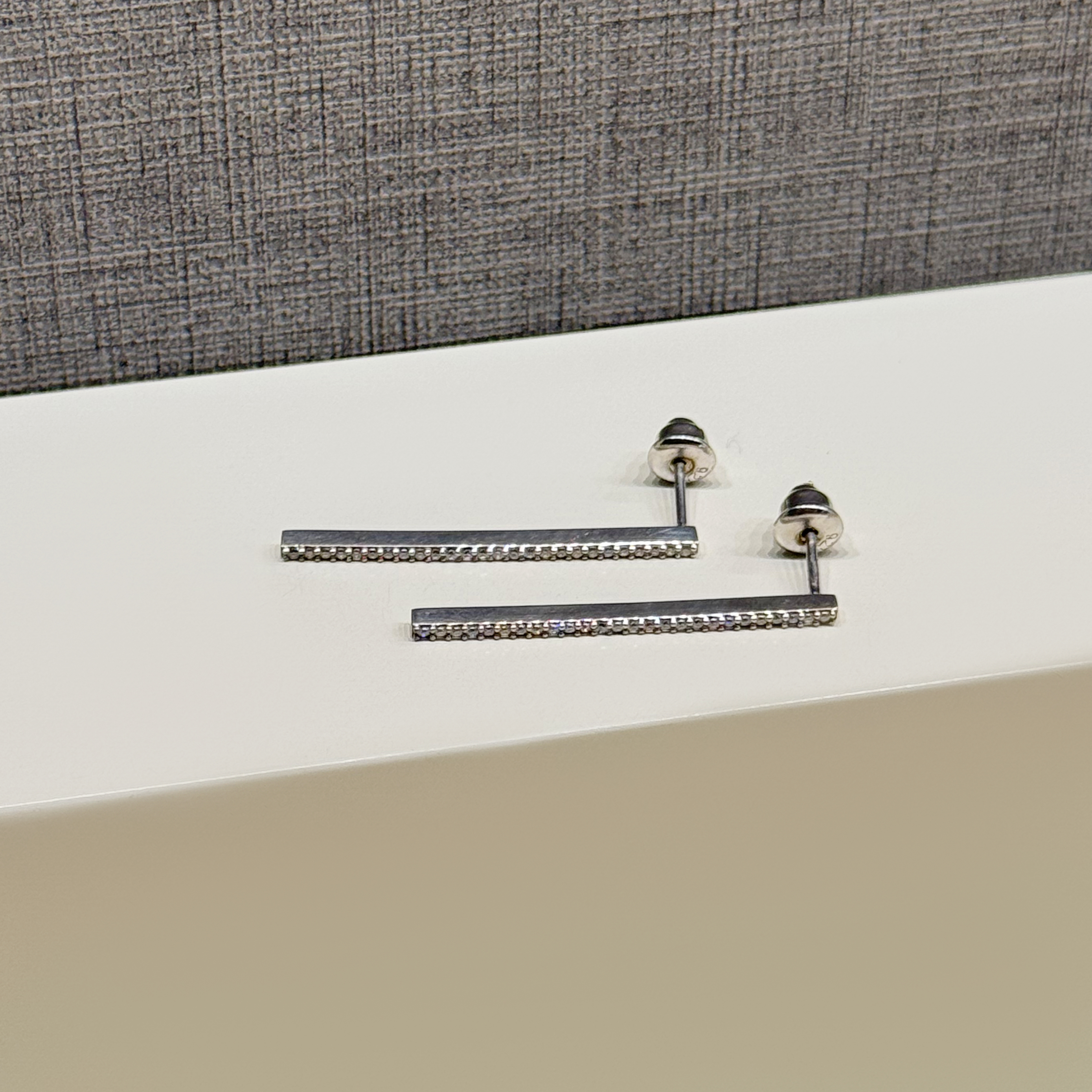 Silver earrings with Swarovski zirconia, 925 sterling silver - (R-0229)