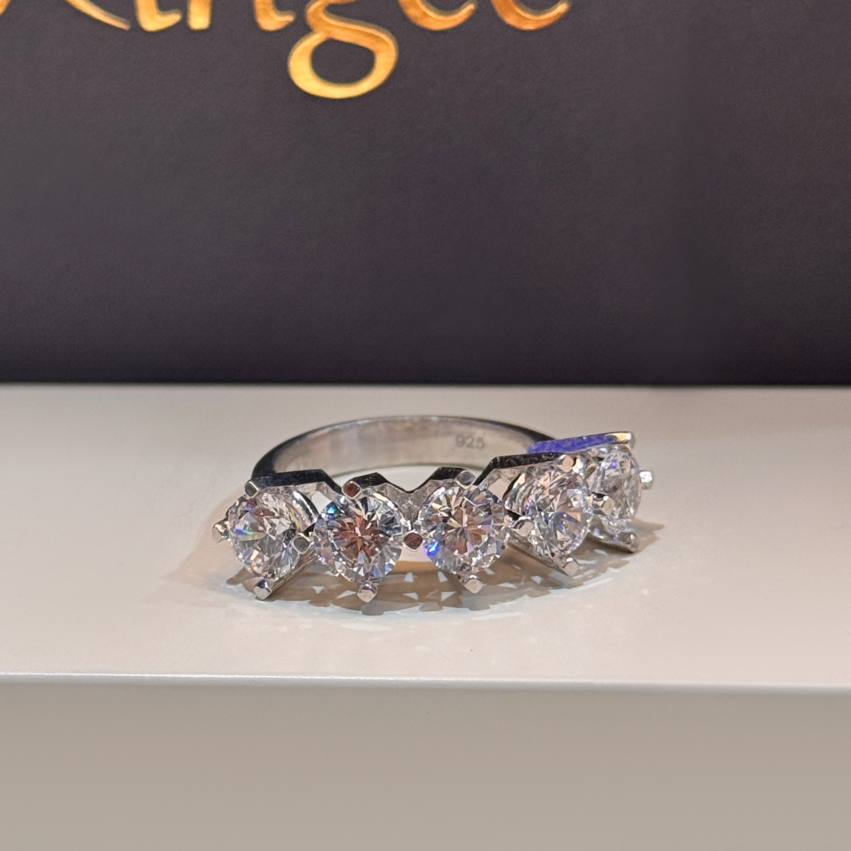 925 sterling silver ring with Swarovski zircon - (R-0233)