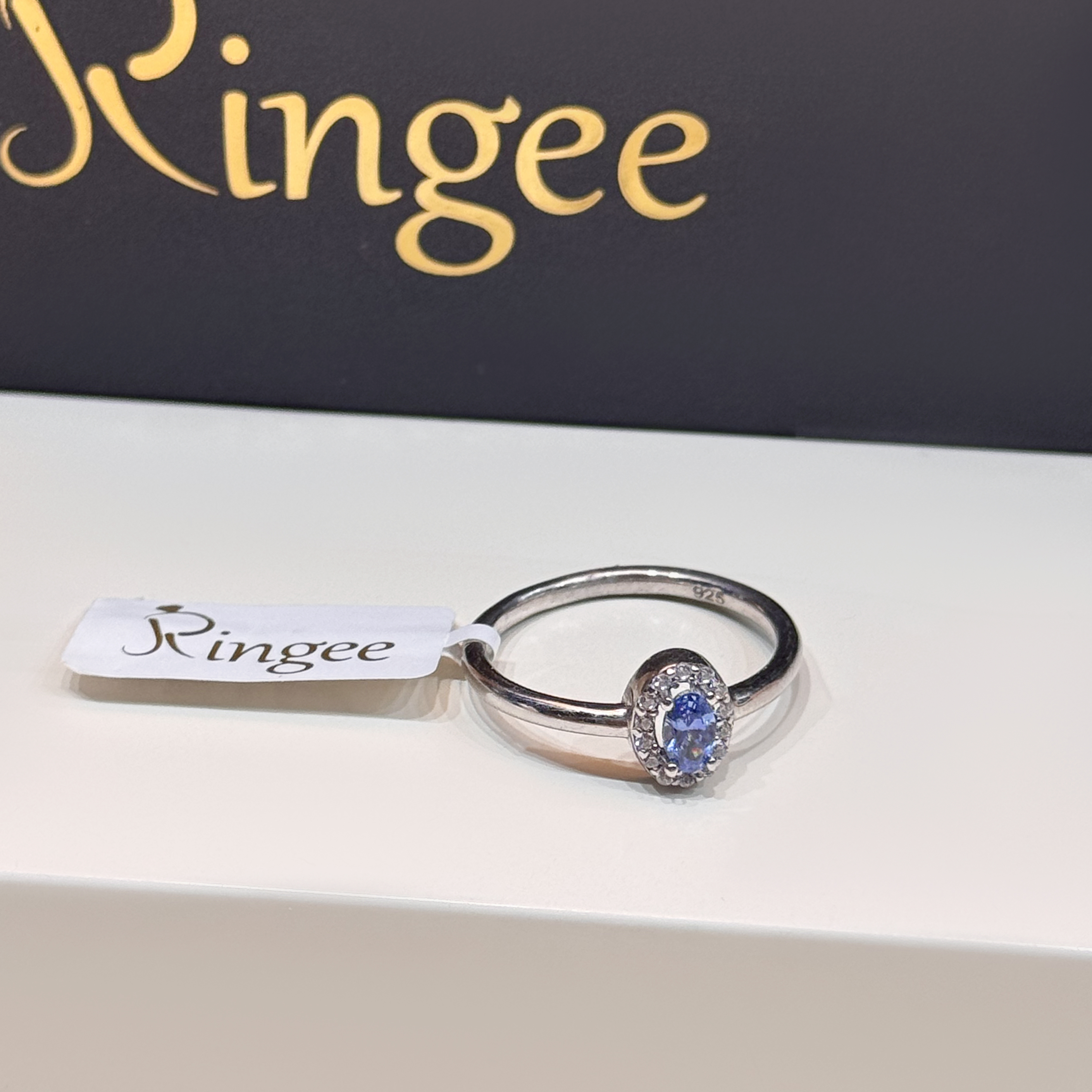 925 sterling silver ring with Swarovski zircon - (R-0258)