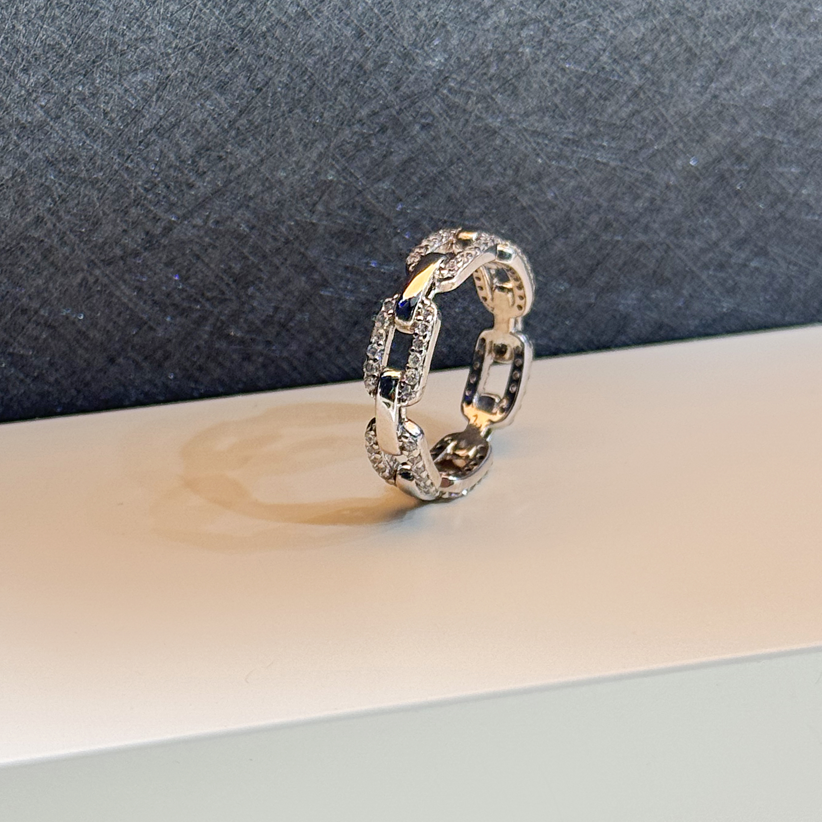 925 Sterling Silver Ring with Swarovski Zircon - (R-0042)