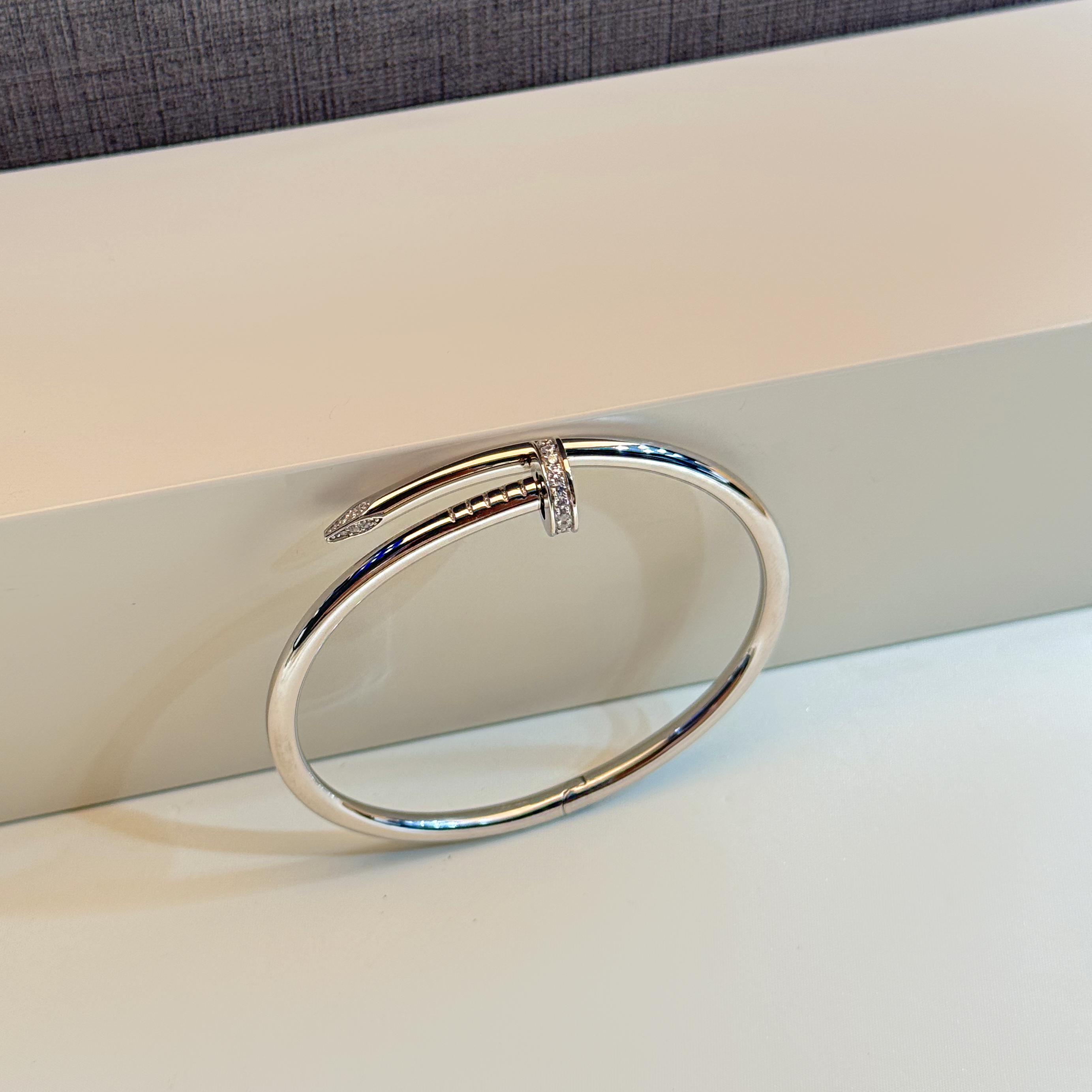 925 silver Cartier bracelet - (R-0055) 925 silver Cartier bracelet - (R-0055)