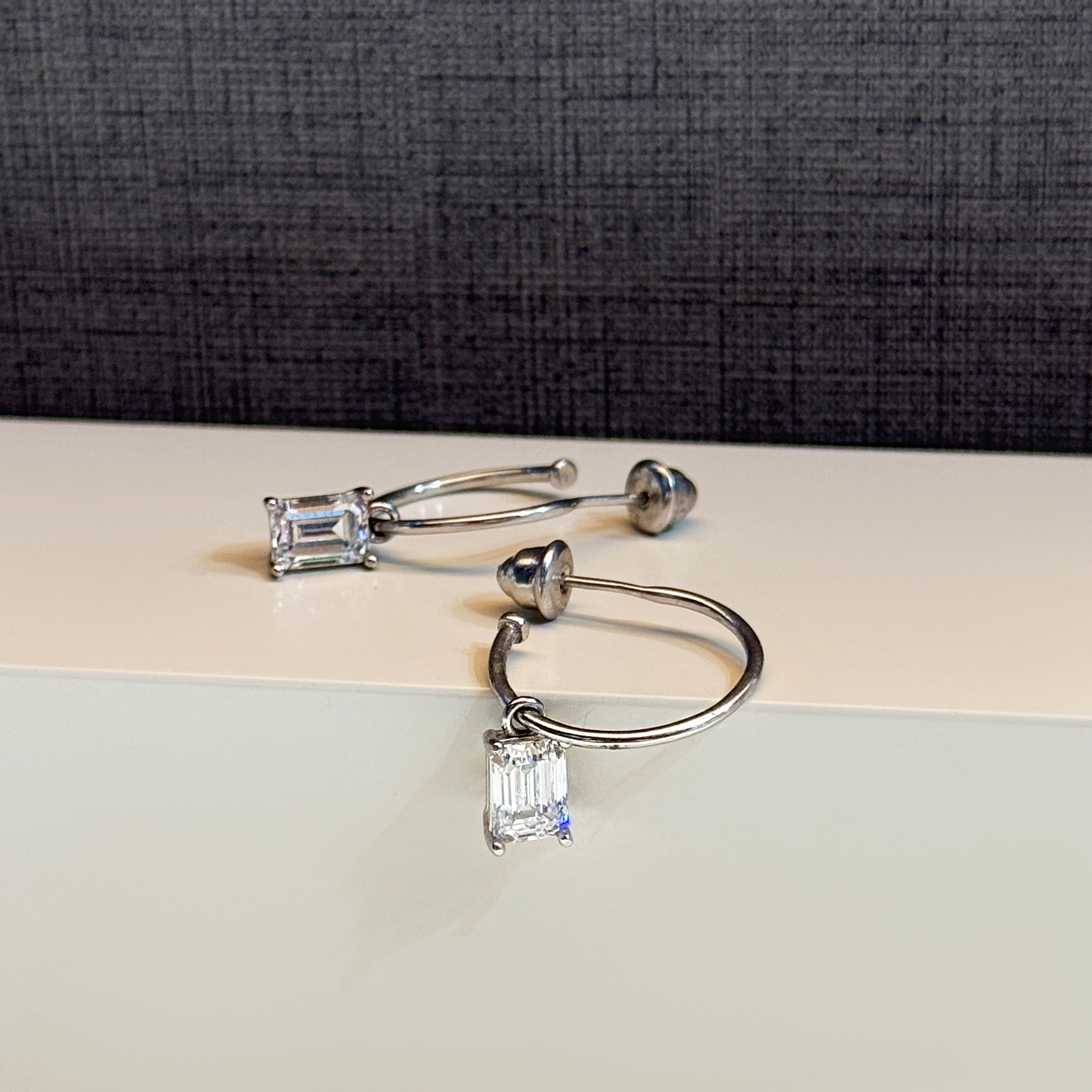 925 Sterling Silver Swarovski Zircon Hoop Earrings - (R-0071)