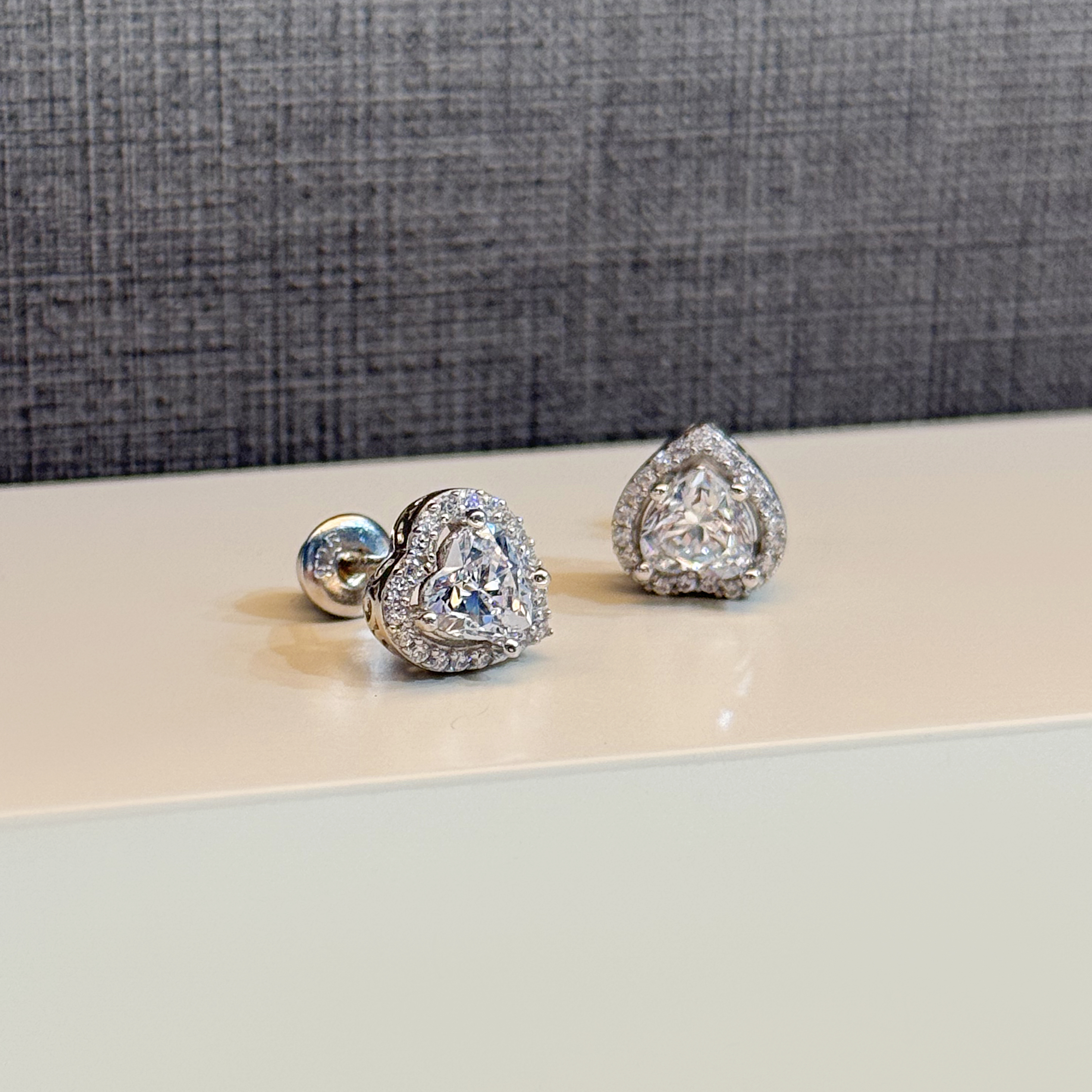 925 Sterling Silver Swarovski Zircon Hoop Earrings - (R-0080)