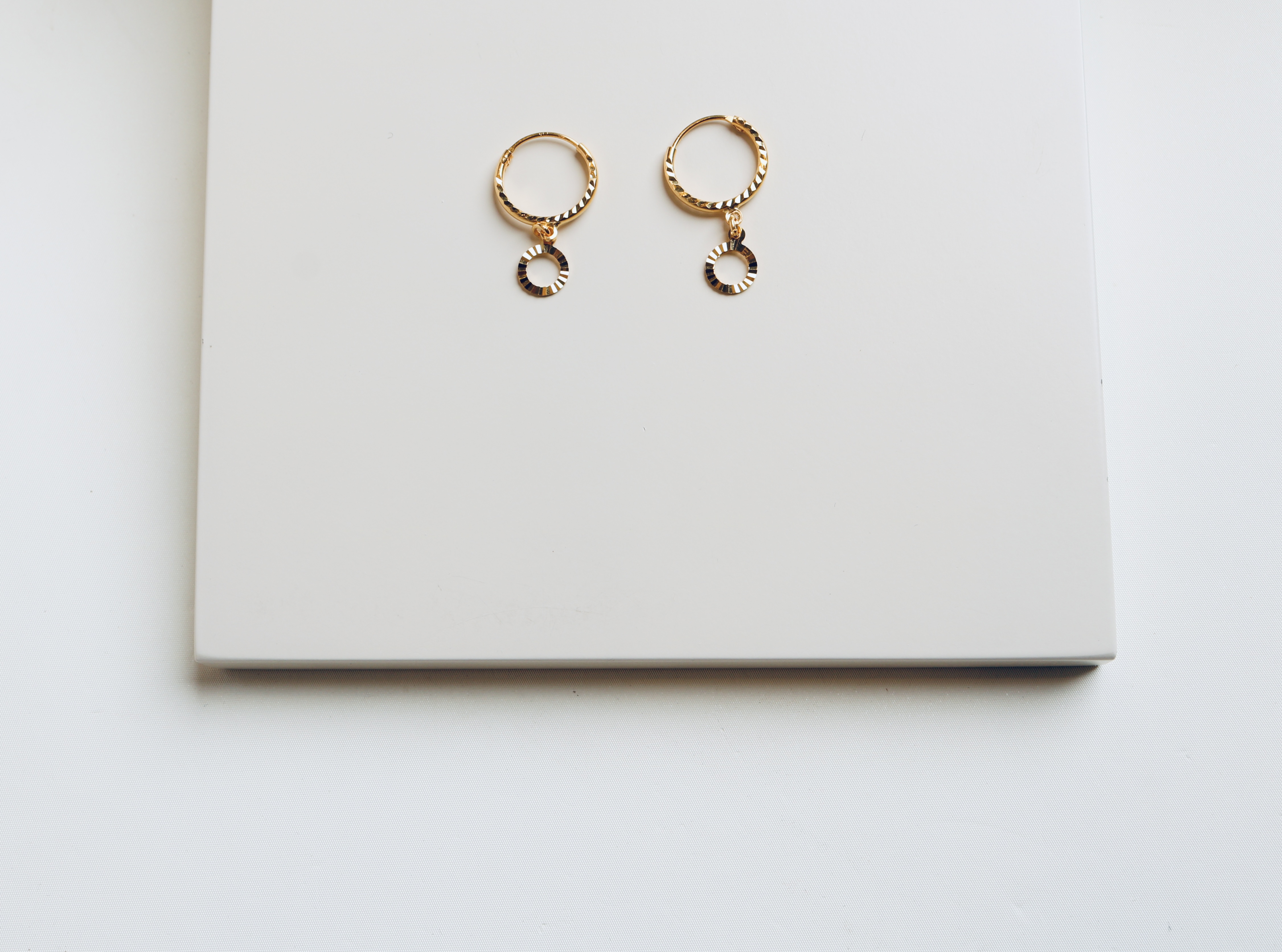 Children's round earrings, 21 karat gold, made in Singapore - (S-0171)