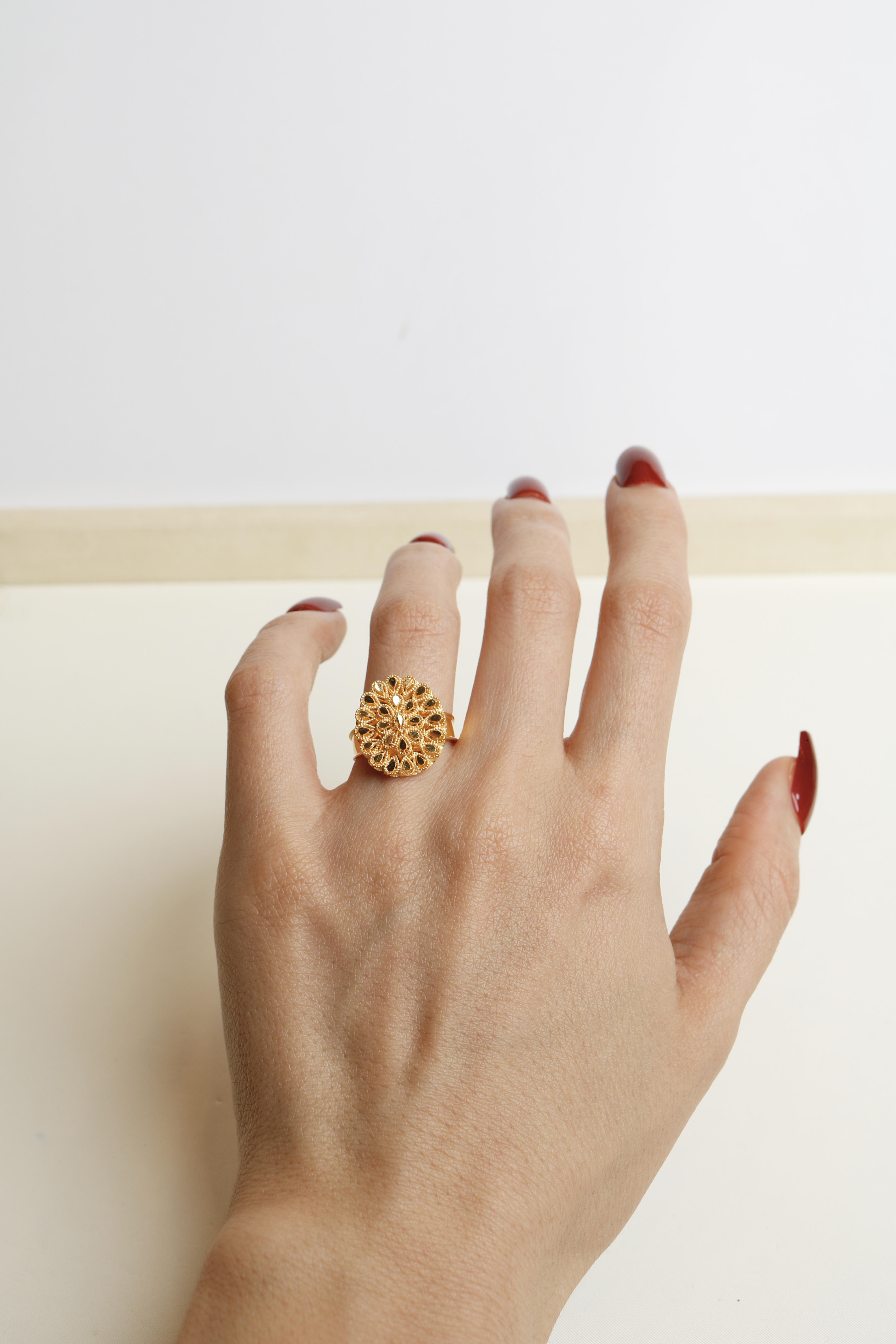 21-karat gold ring, Omani made
