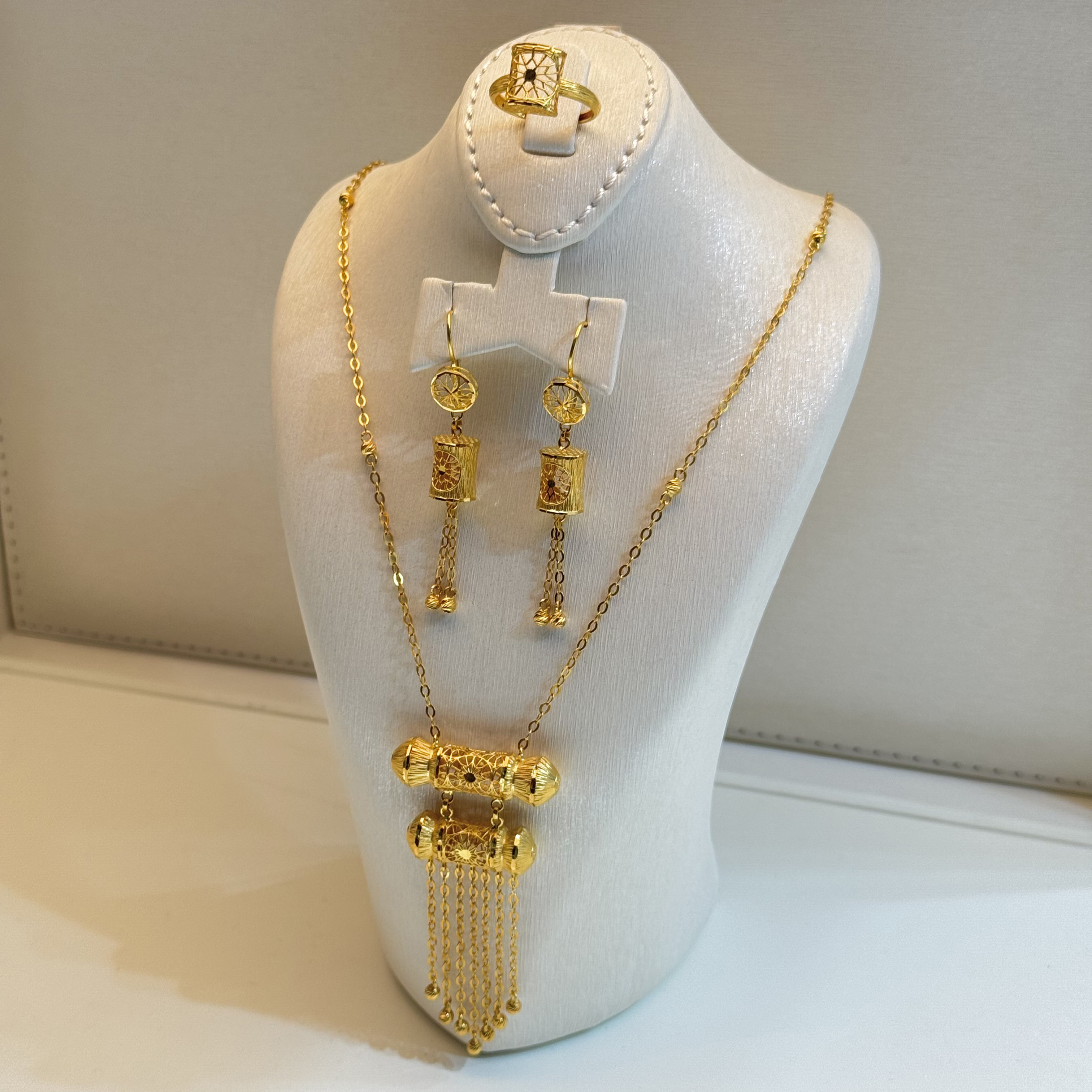 21 karat gold set, Turkish made - (S-0028)