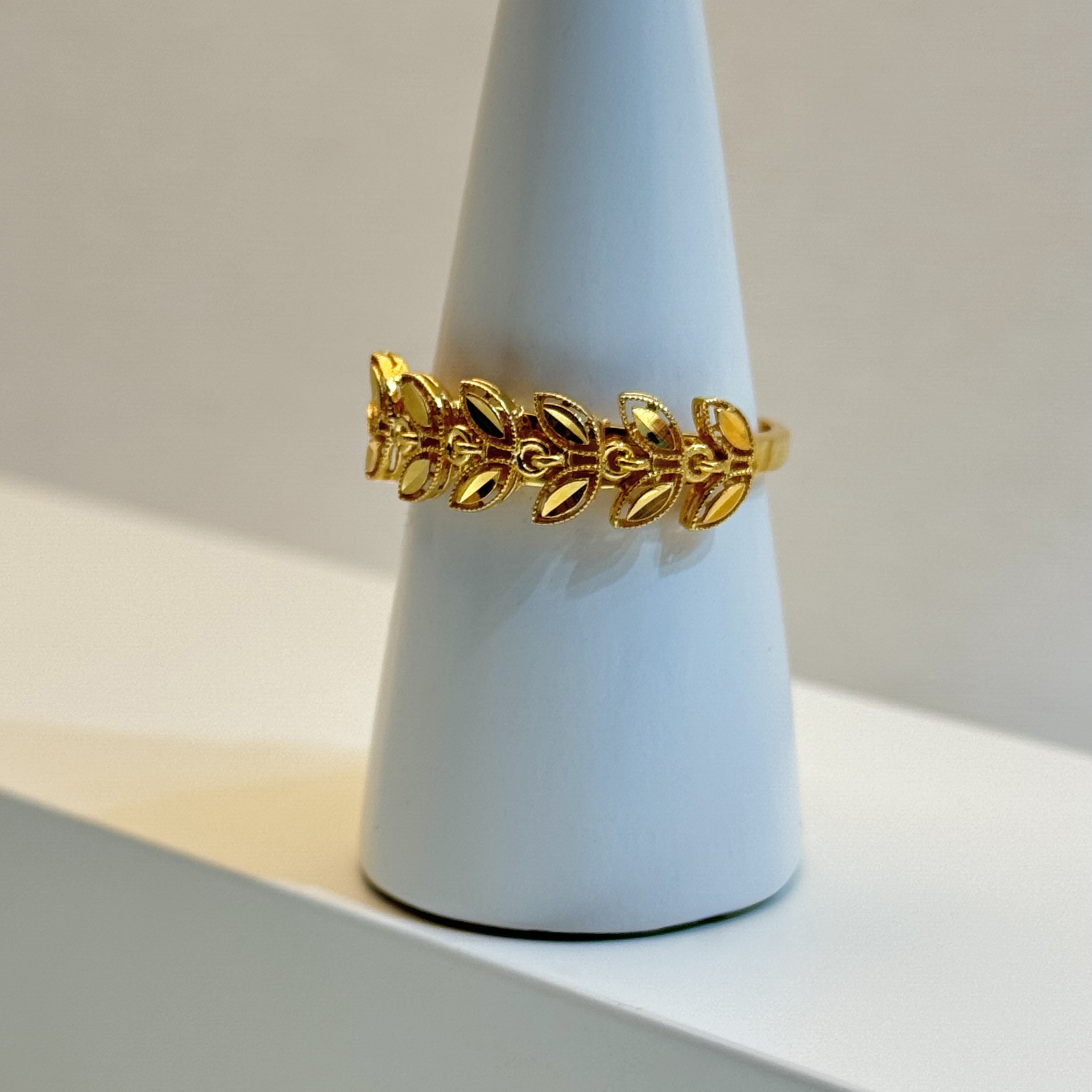 21-karat gold ring, Saudi-made - (S-0004) 21-karat gold ring, Saudi-made - (S-0004)