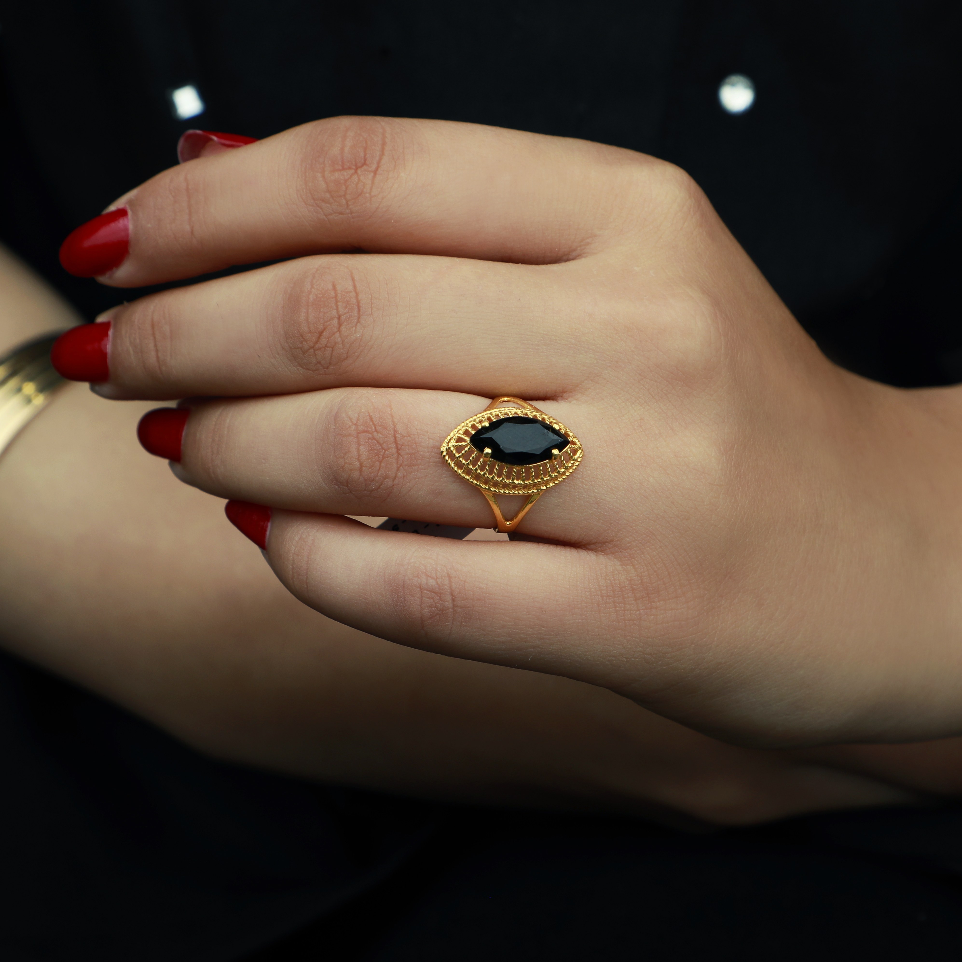21-karat gold ring, made in the UAE - (S-0065)