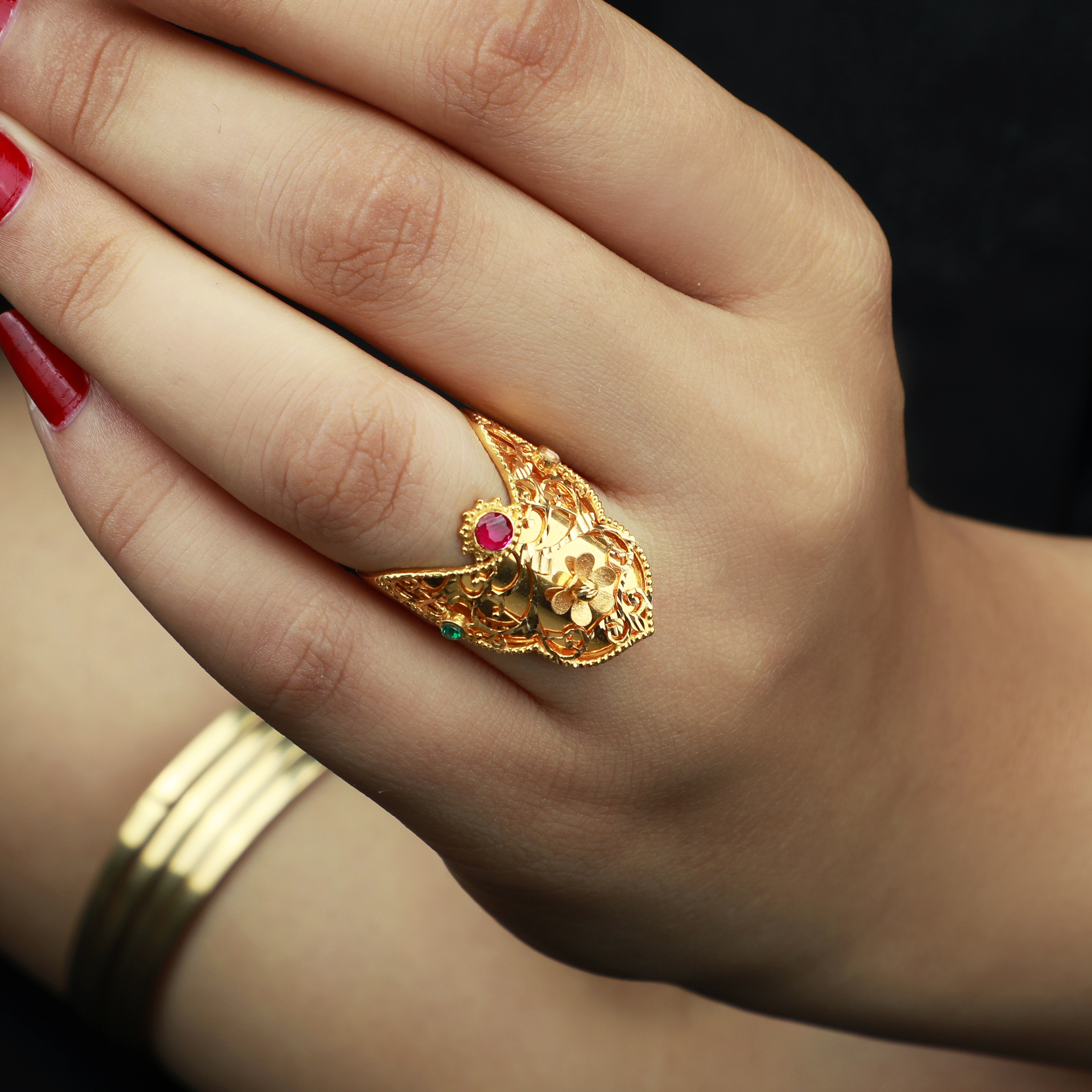 21-karat gold ring, Bahraini made - (S-0070)