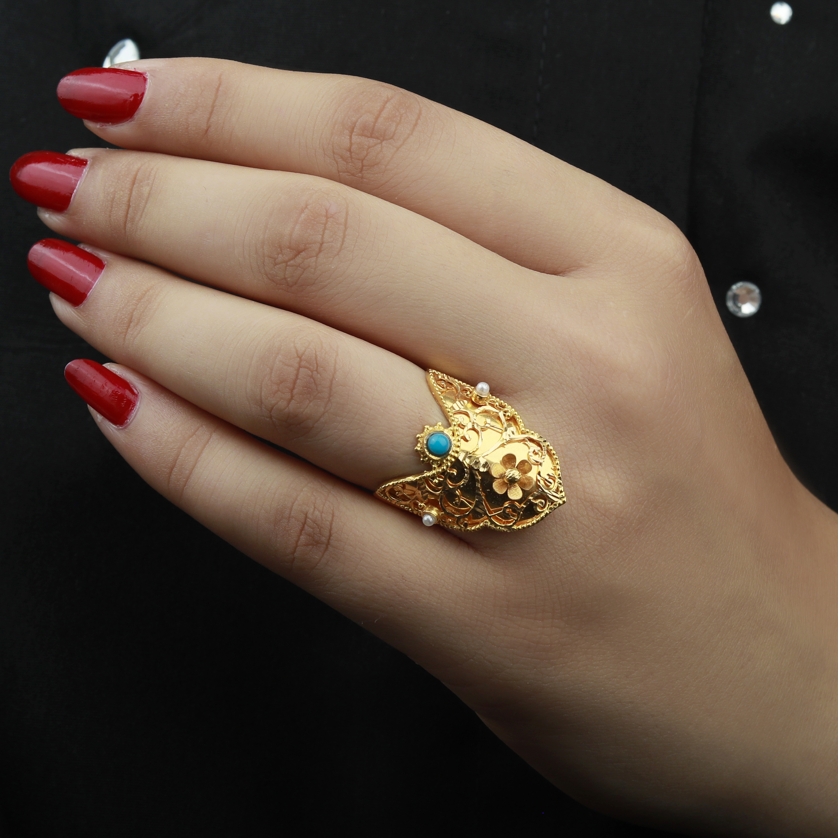 21-karat gold ring, Bahraini made - (S-0089)